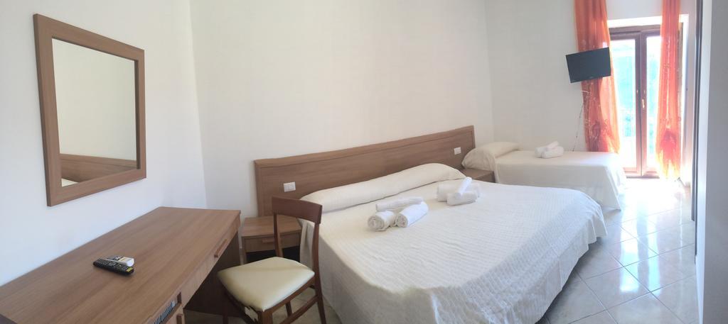 Santa Barbara B&B 토르치아라 외부 사진